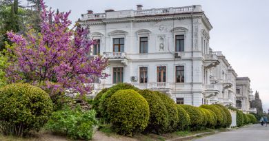 Авто-пешеходная экскурсия из Судака (фото 1)